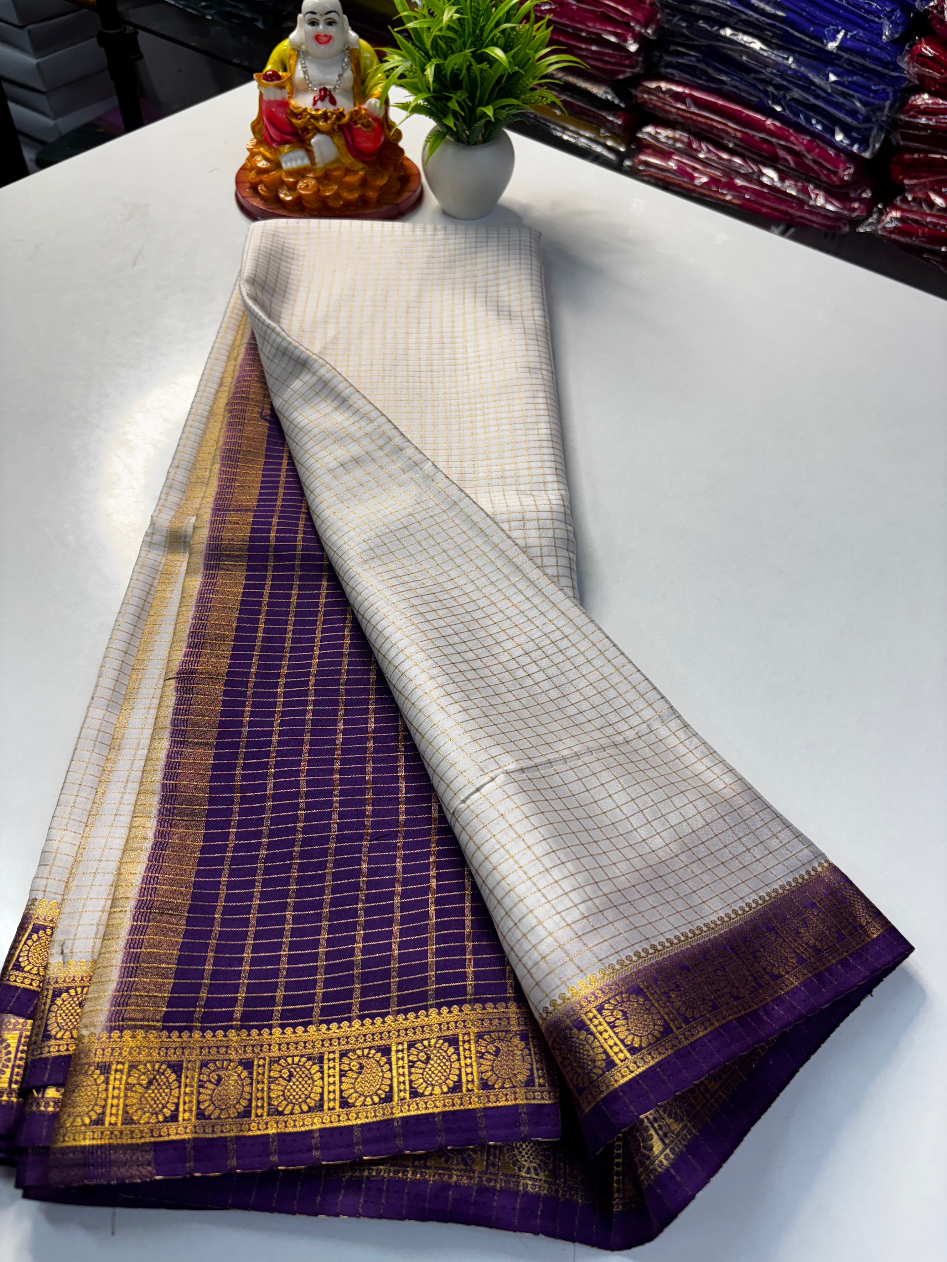 premium Beautiful Mysore Crepe Silk Saree with Chex Pattern & Contrast Blouse and Rich Pallu