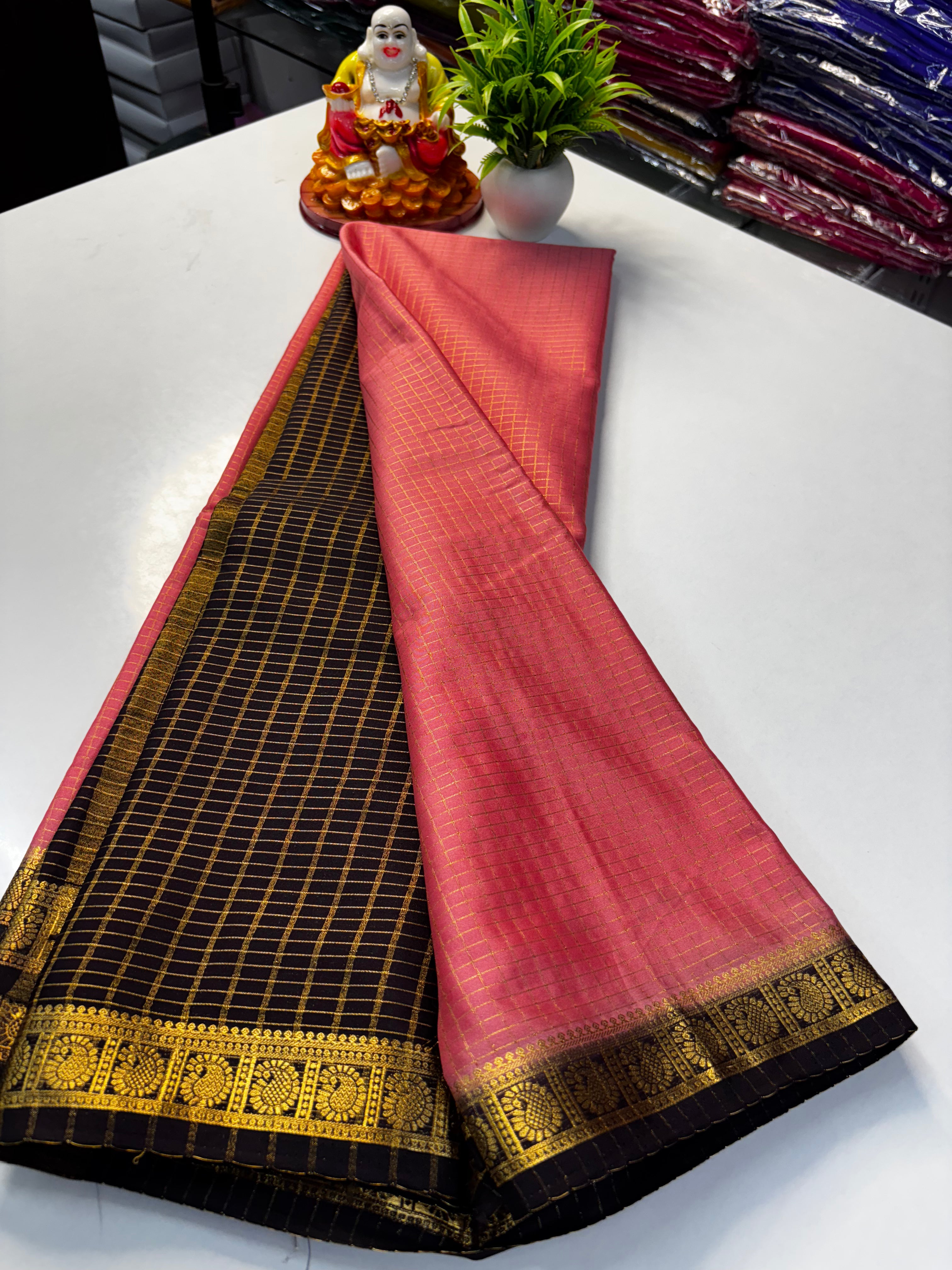 premium Beautiful Mysore Crepe Silk Saree with Chex Pattern & Contrast Blouse and Rich Pallu