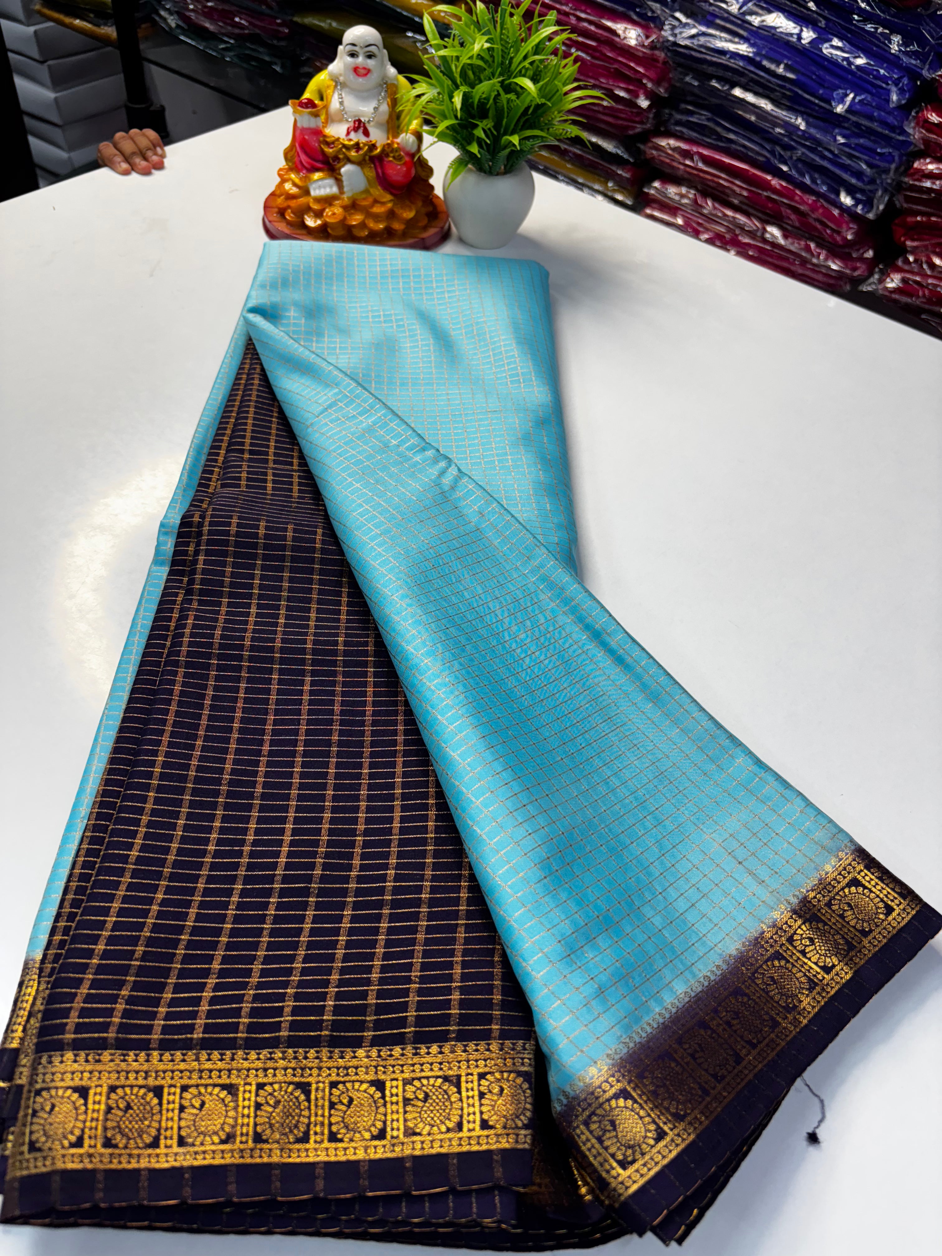 premium Beautiful Mysore Crepe Silk Saree with Chex Pattern & Contrast Blouse and Rich Pallu