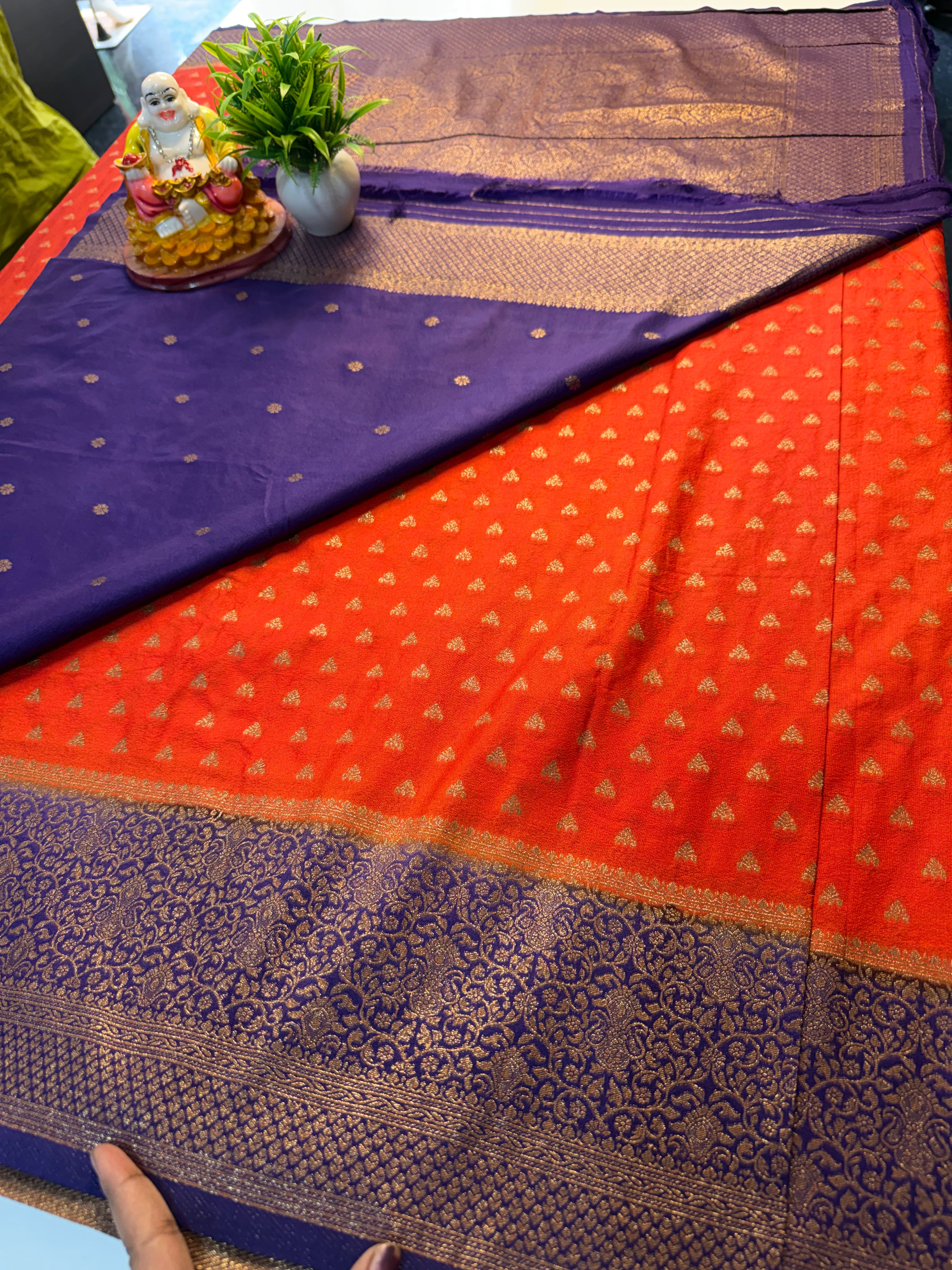 Premium Georgette Saree with Buttas & Rich Pallu…