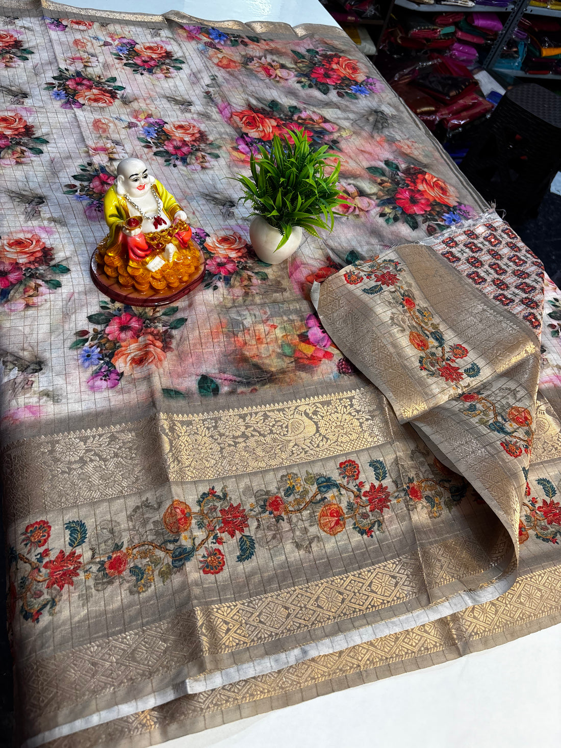 🌸 Beautiful Dola Silk Saree with Floral Design