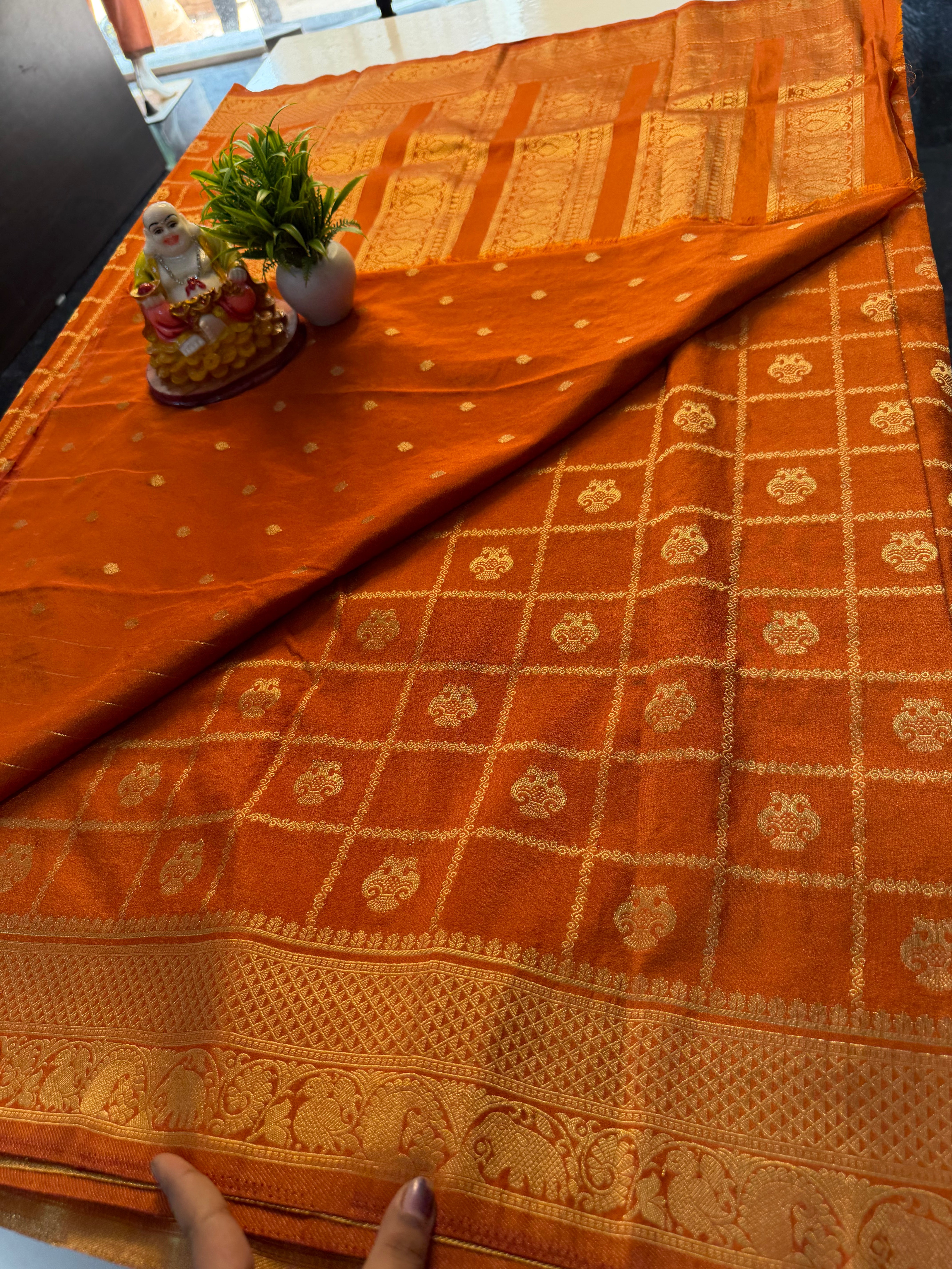 Premium Georgette Saree with Checks, Gandaberunda Design &amp; Rich Pallu