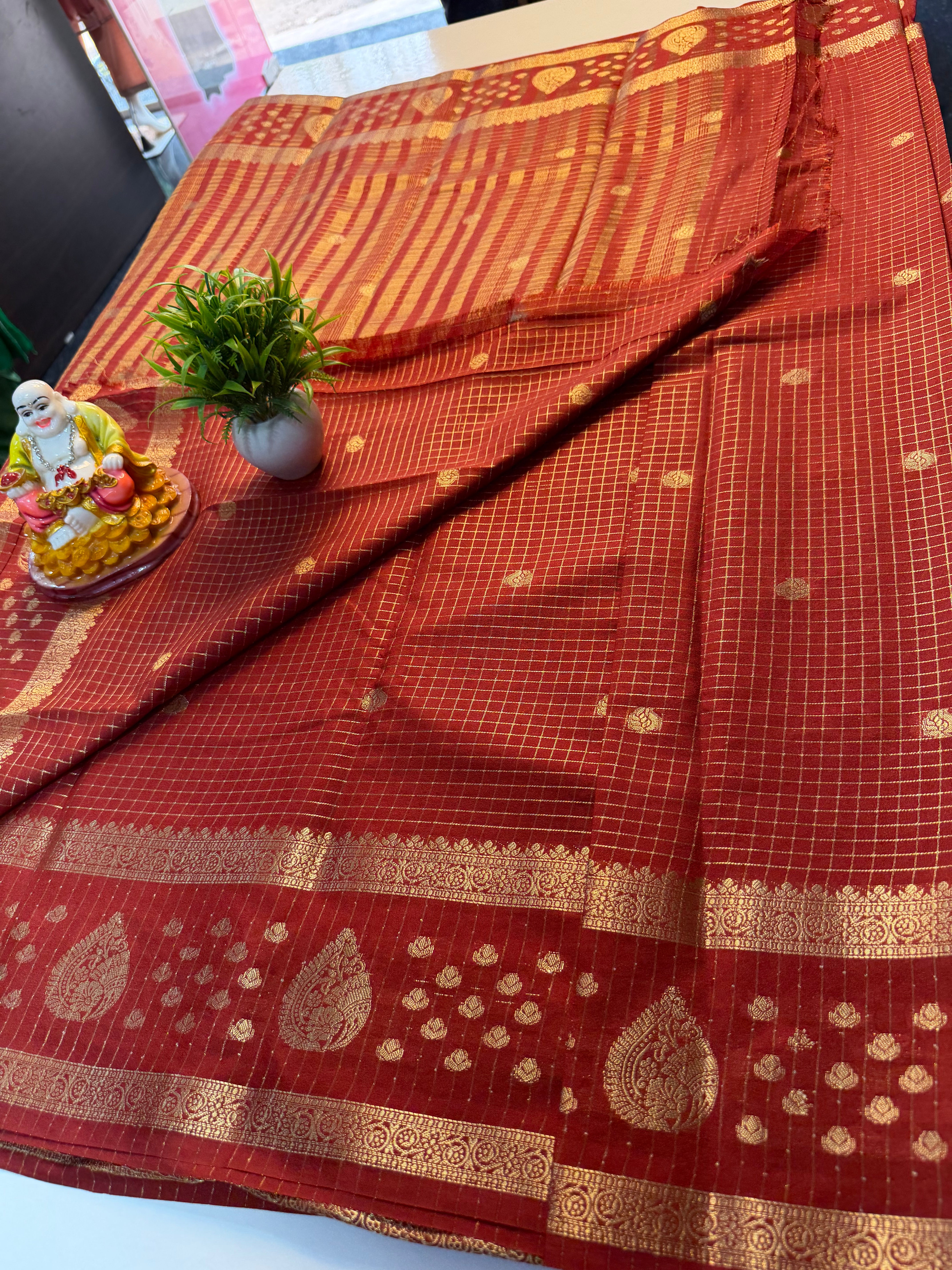 Beautiful Mysore Crepe Silk Saree with Checks, Buttas &amp; Rich Pallu…