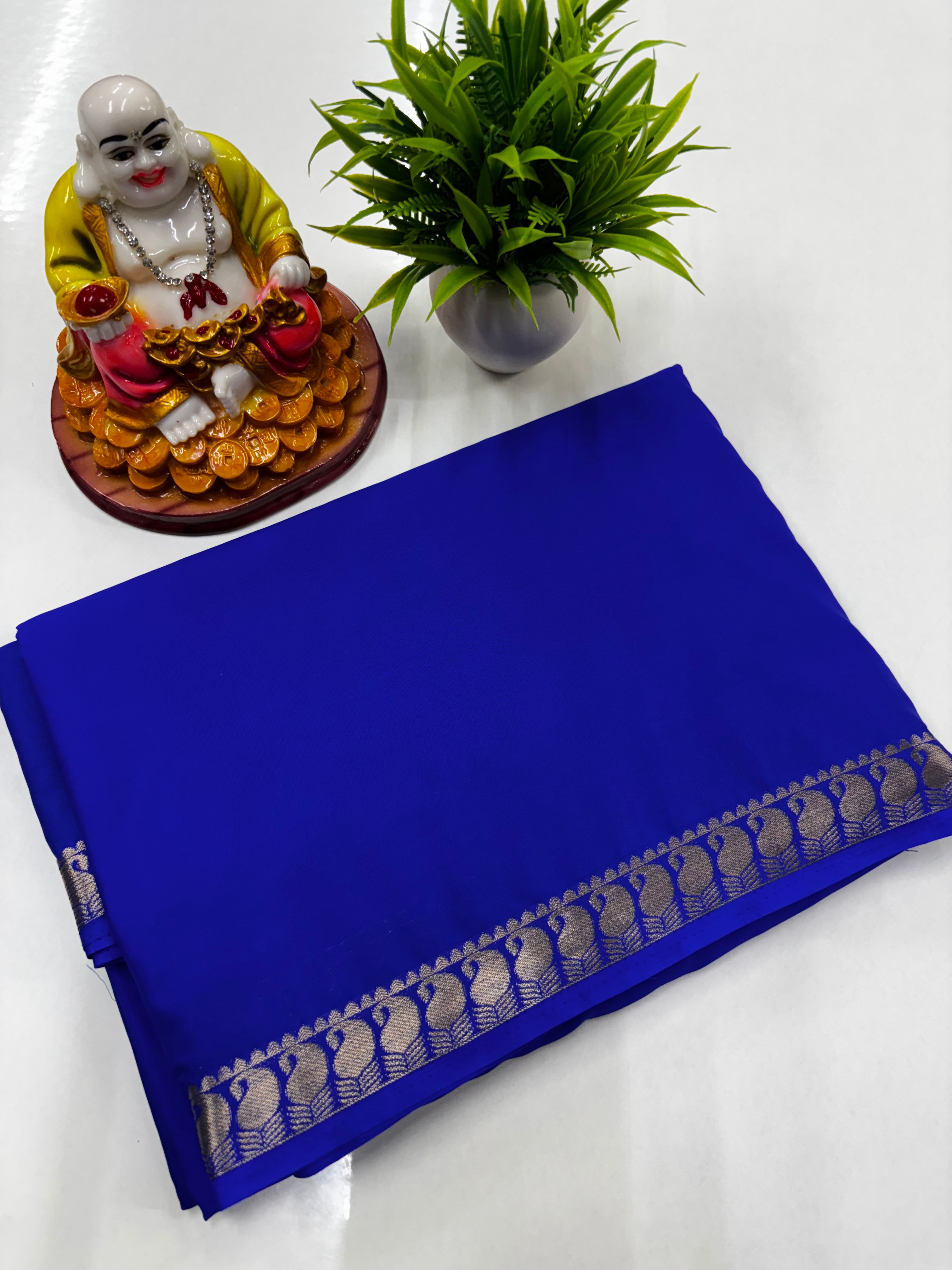 Mysore Crepe Silk Saree with Small Mango Border & Chit Pallu – Padmavathi Silks and Sarees