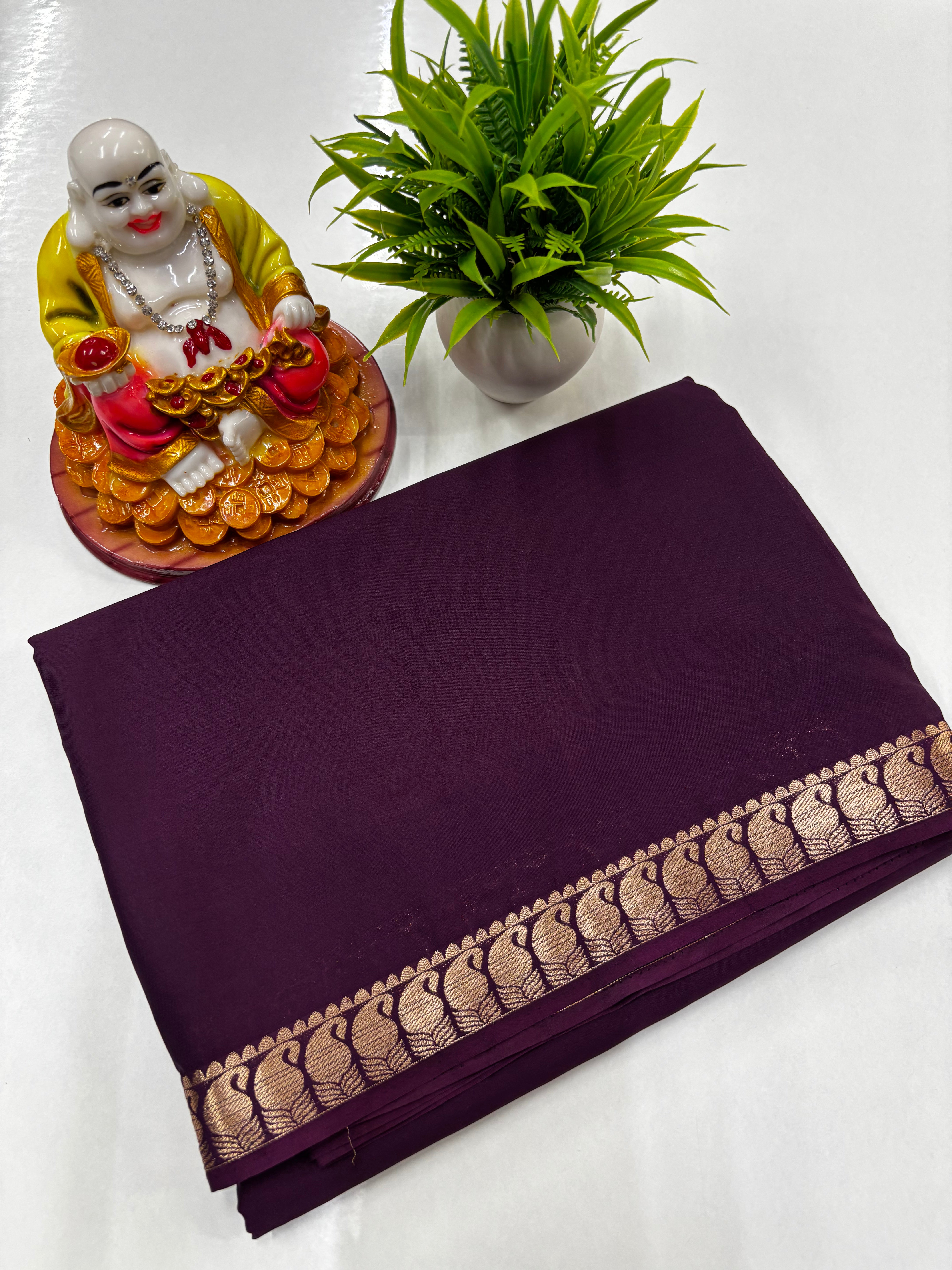 Mysore Crepe Silk Saree with Small Mango Border & Chit Pallu – Padmavathi Silks and Sarees