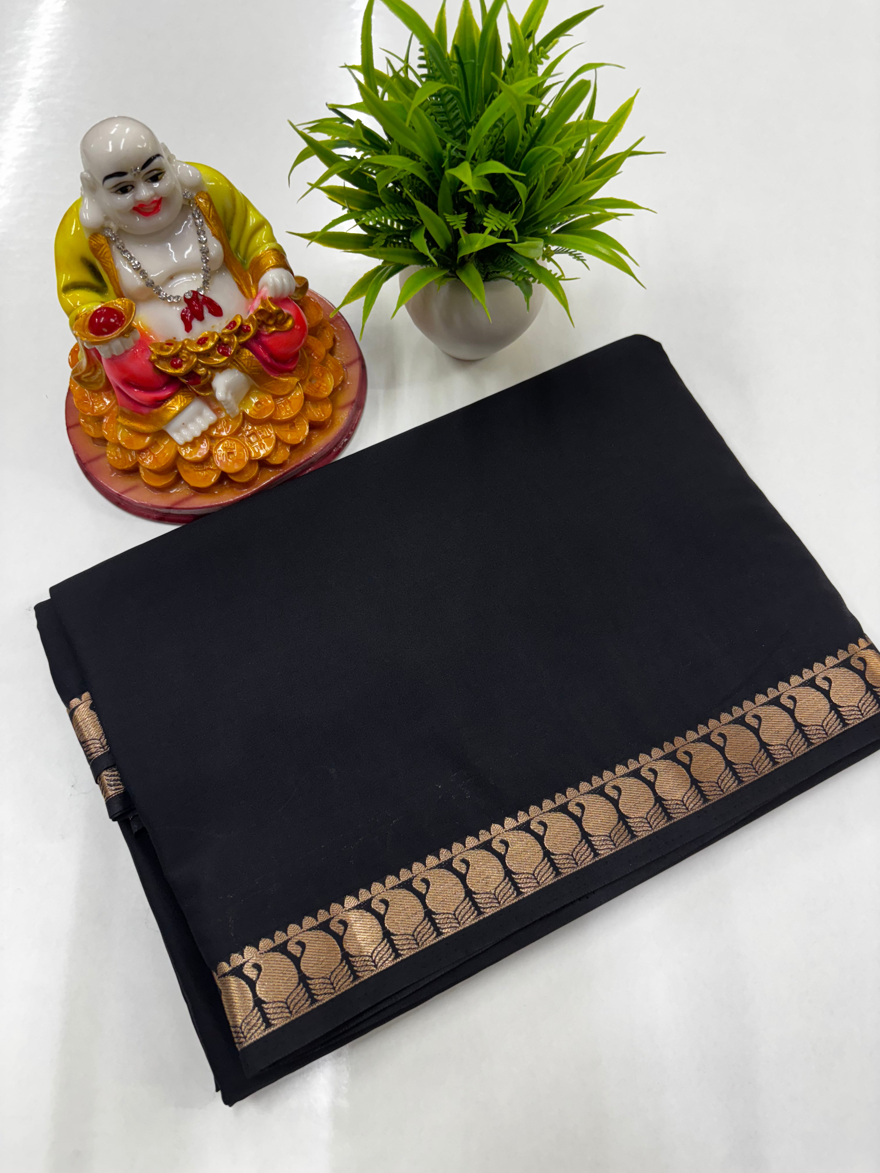 Mysore Crepe Silk Saree with Small Mango Border & Chit Pallu – Padmavathi Silks and Sarees