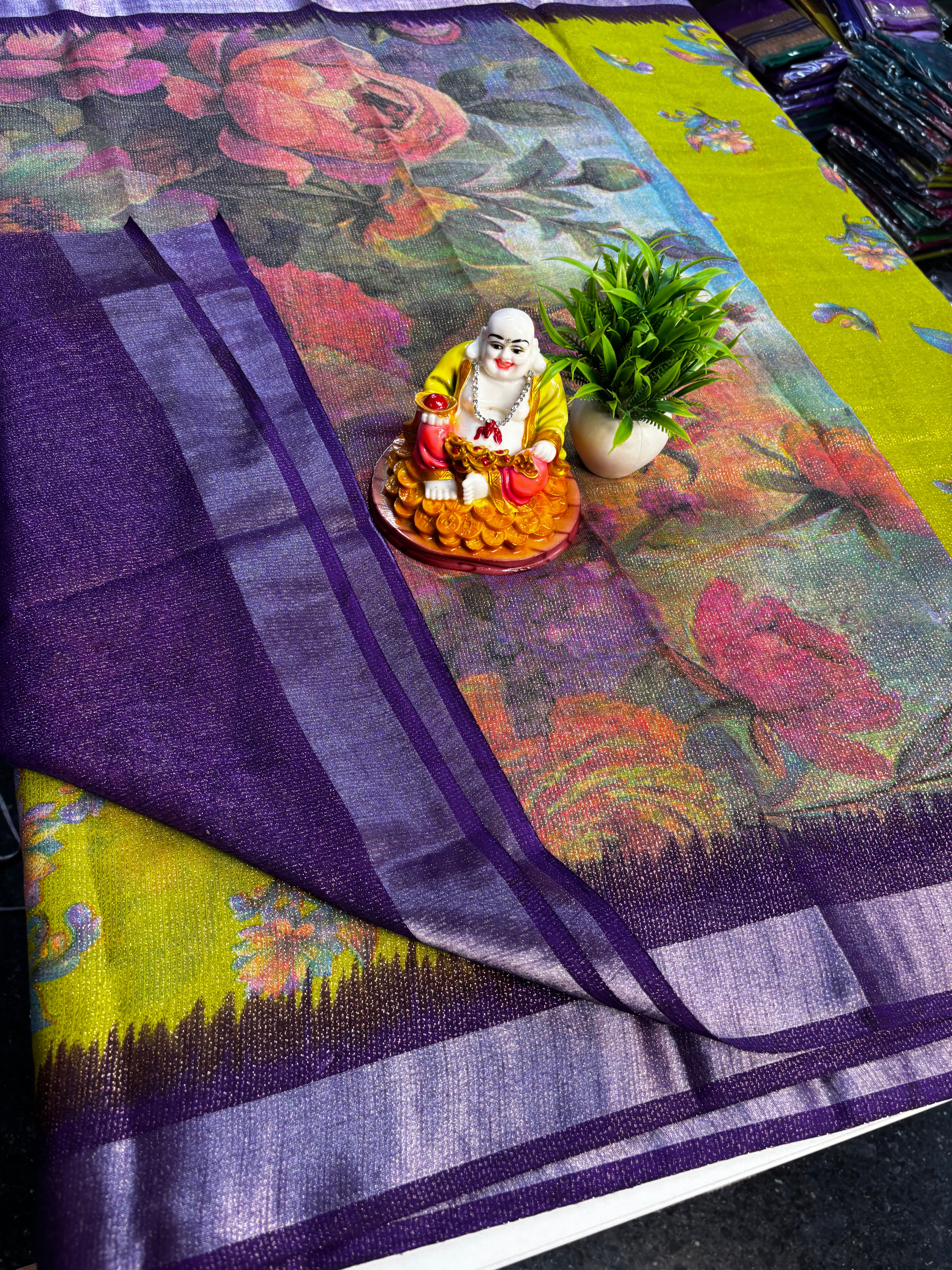 🌸 Beautiful Linen Blended Saree with Floral Design &amp; Rich Pallu