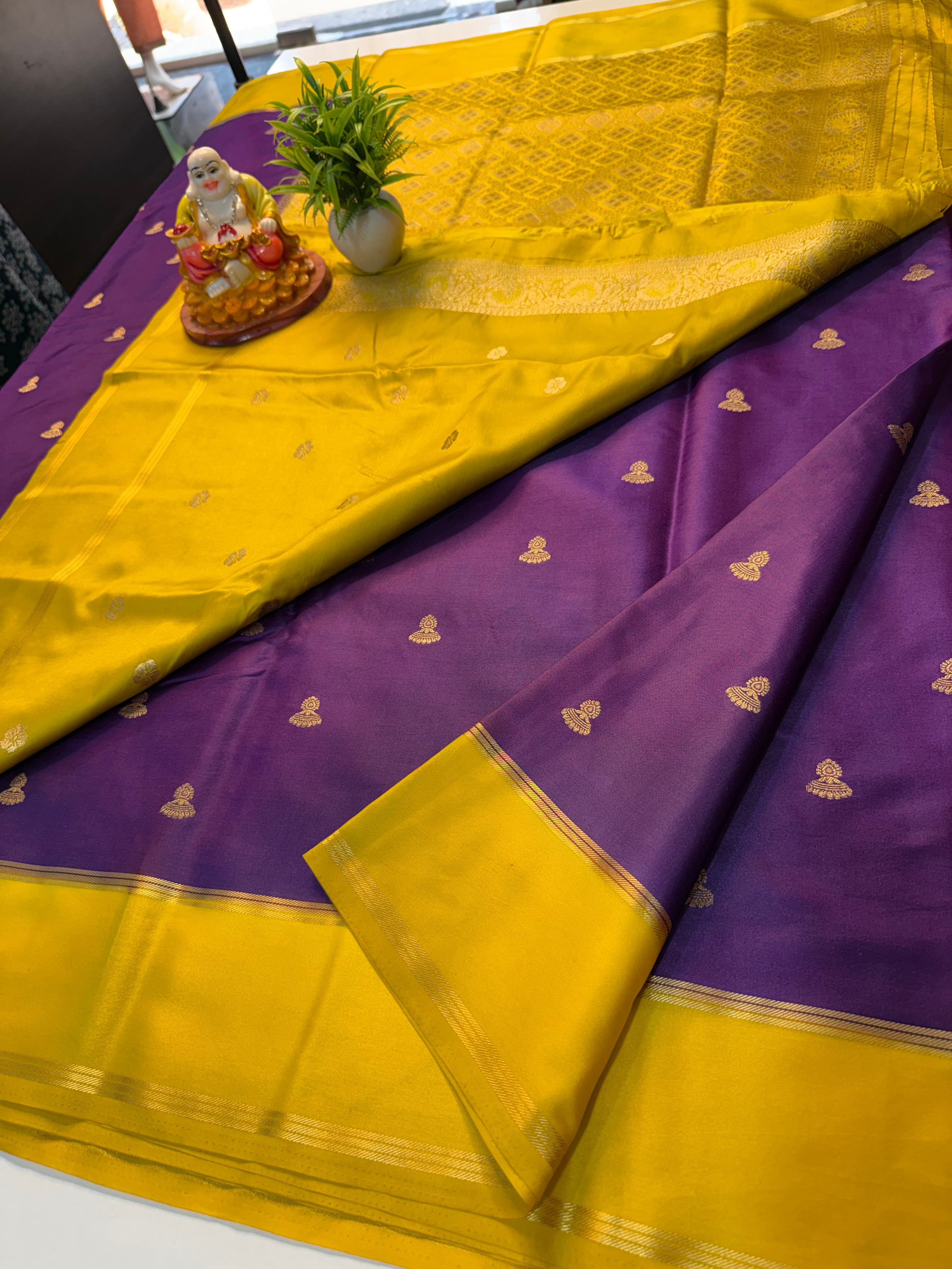 Premium Gajji Silk Saree with Jhumka Buttas, Rich Pallu & Butta Blouse