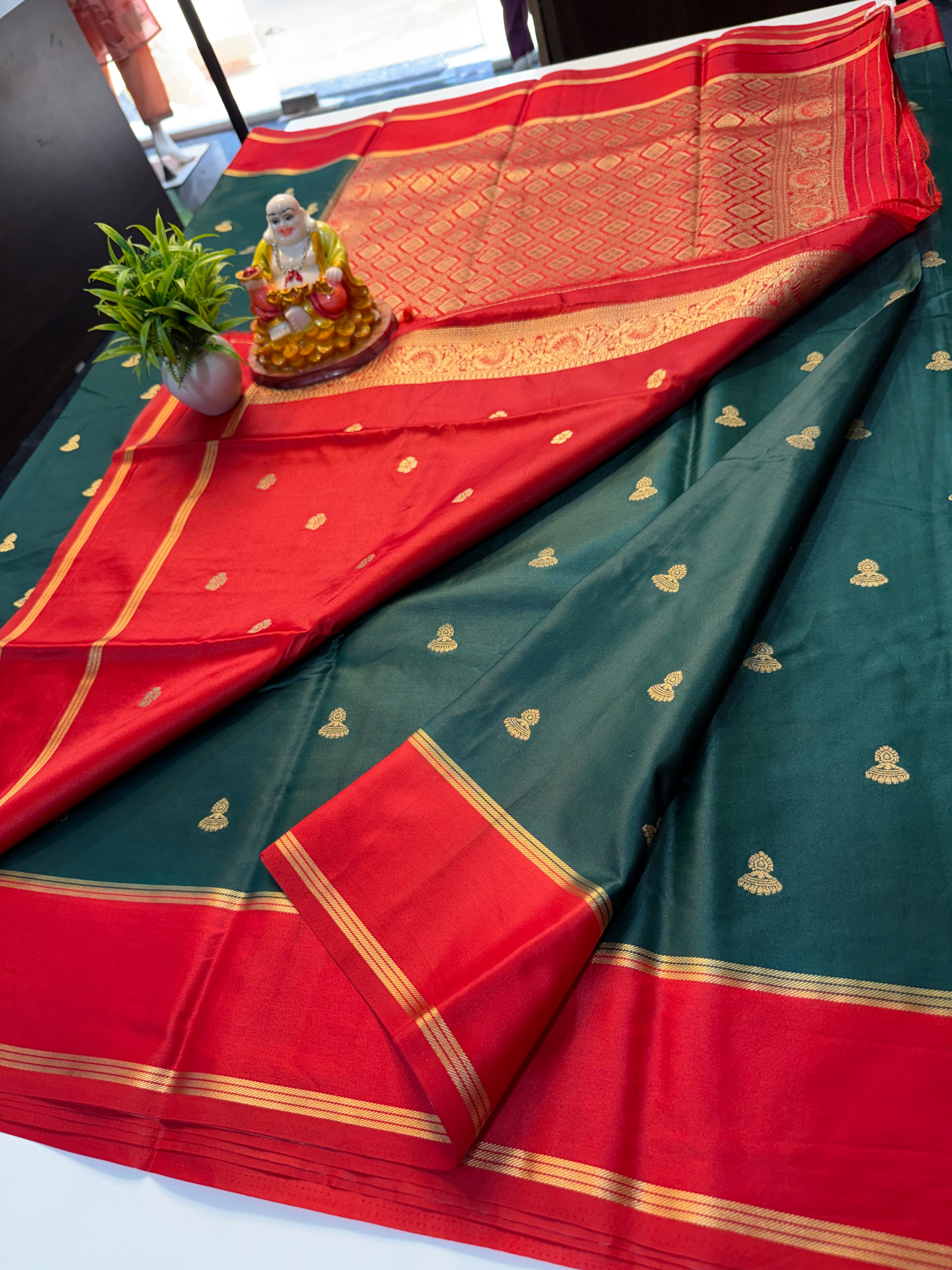 Premium Gajji Silk Saree with Jhumka Buttas, Rich Pallu & Butta Blouse