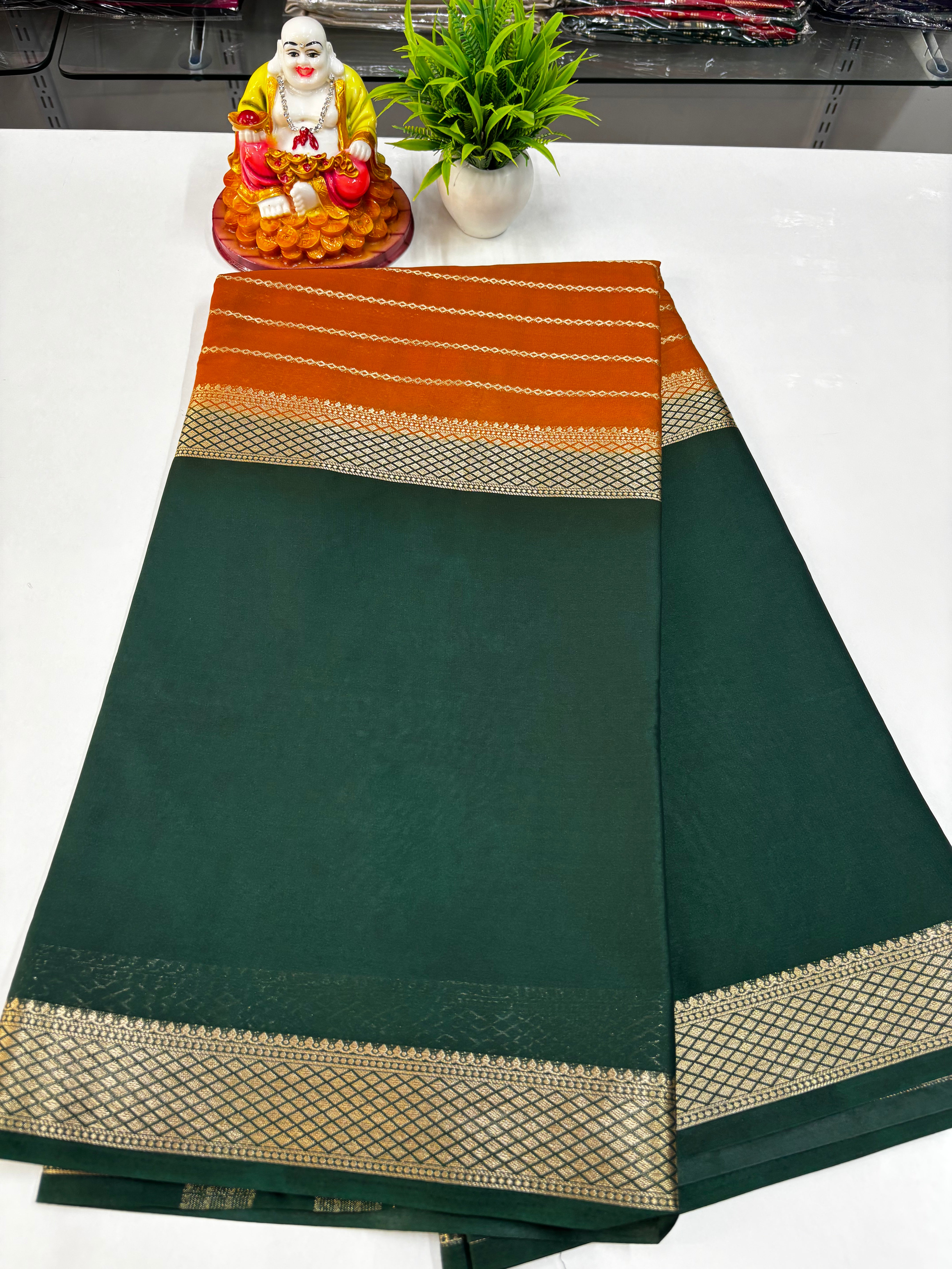 Mysore Crepe Silk Saree with Beautiful Center Print – Padmavathi Silks & Sarees
