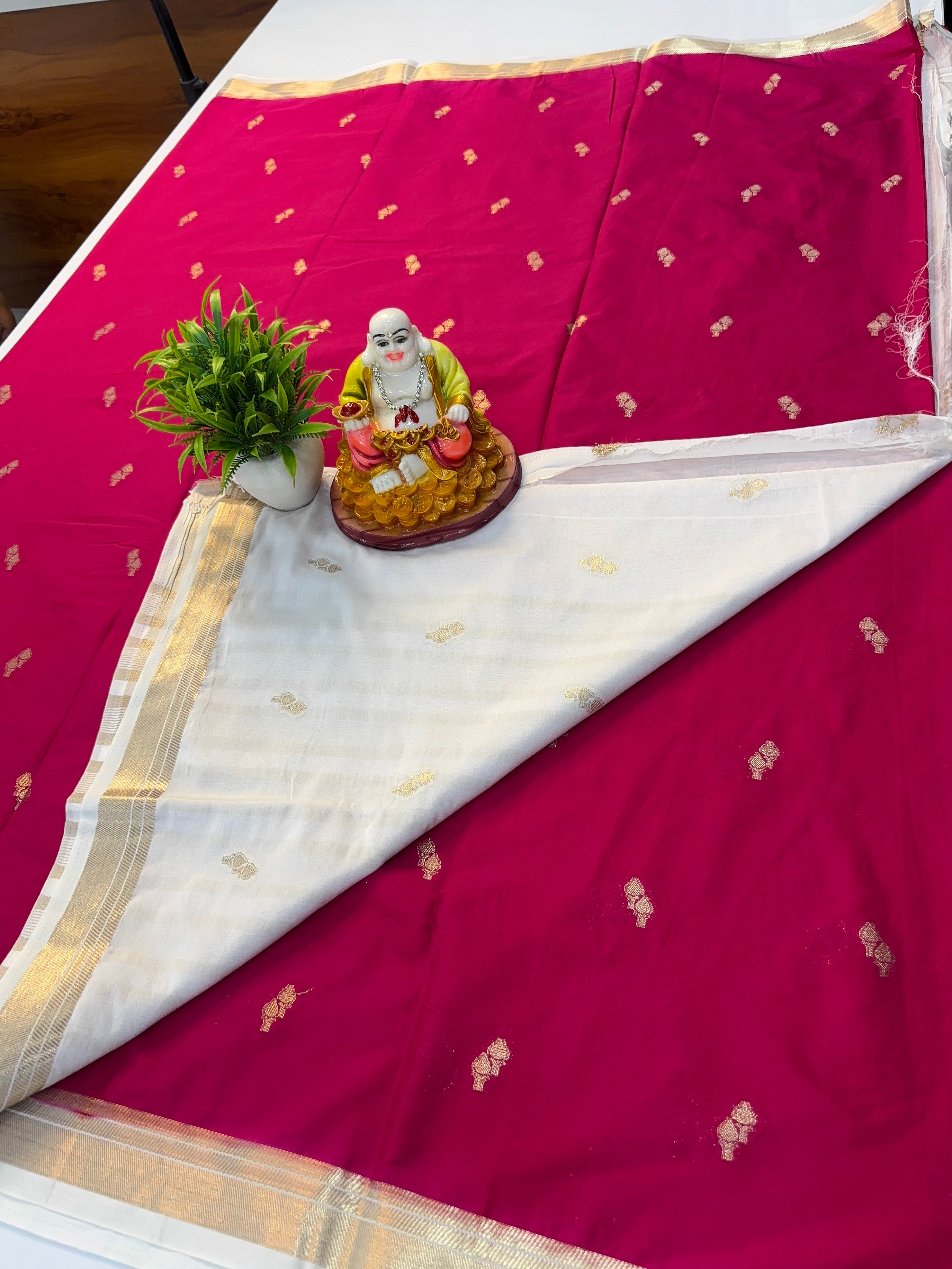 Mysore Crepe Silk Saree with Buttas – Padmavathi Silks and Sarees