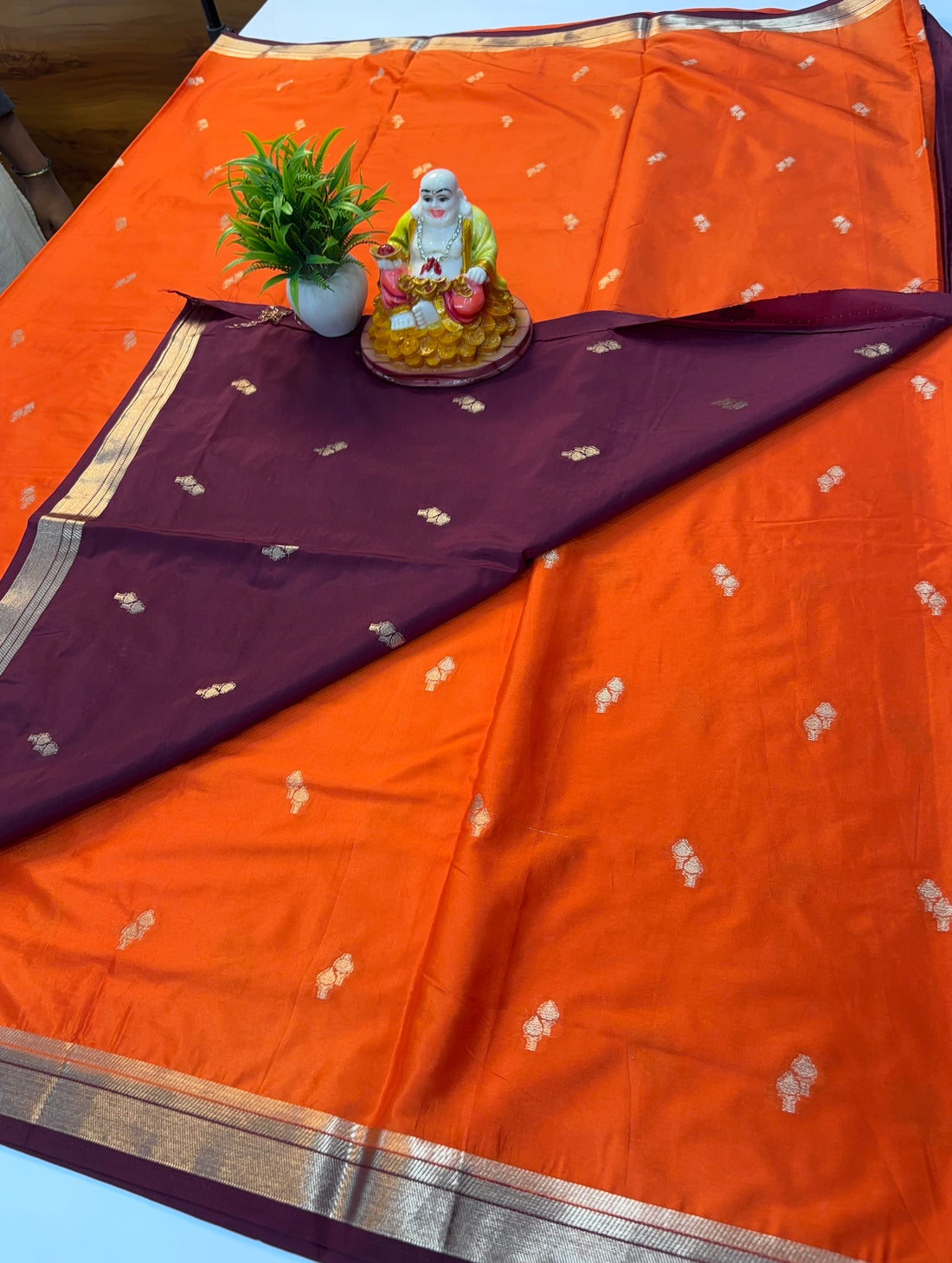 Mysore Crepe Silk Saree with Buttas – Padmavathi Silks and Sarees