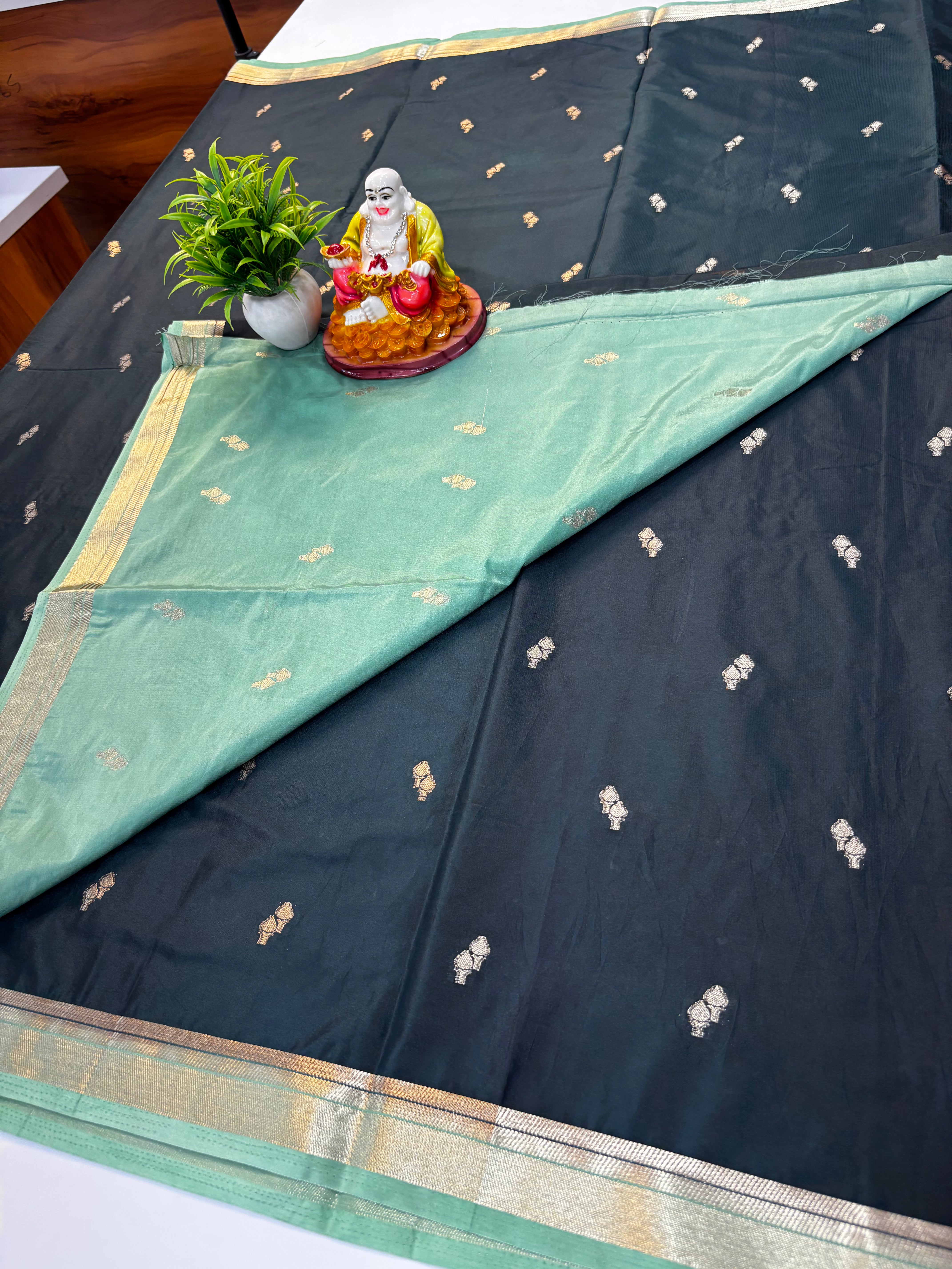 Mysore Crepe Silk Saree with Buttas – Padmavathi Silks and Sarees