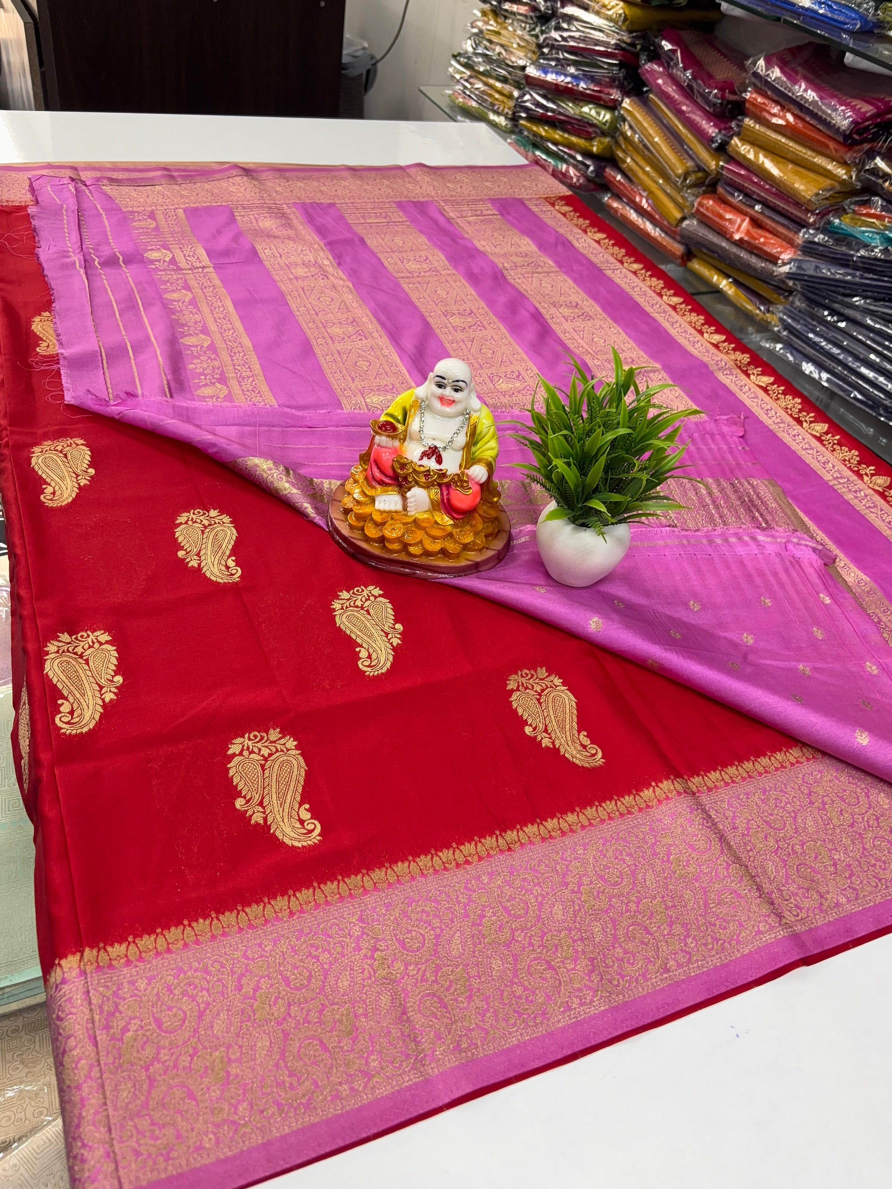 Georgette Saree with Beautiful Mango Buttas, Rich Pallu & Butta Blouse – Padmavathi Silks & Sarees