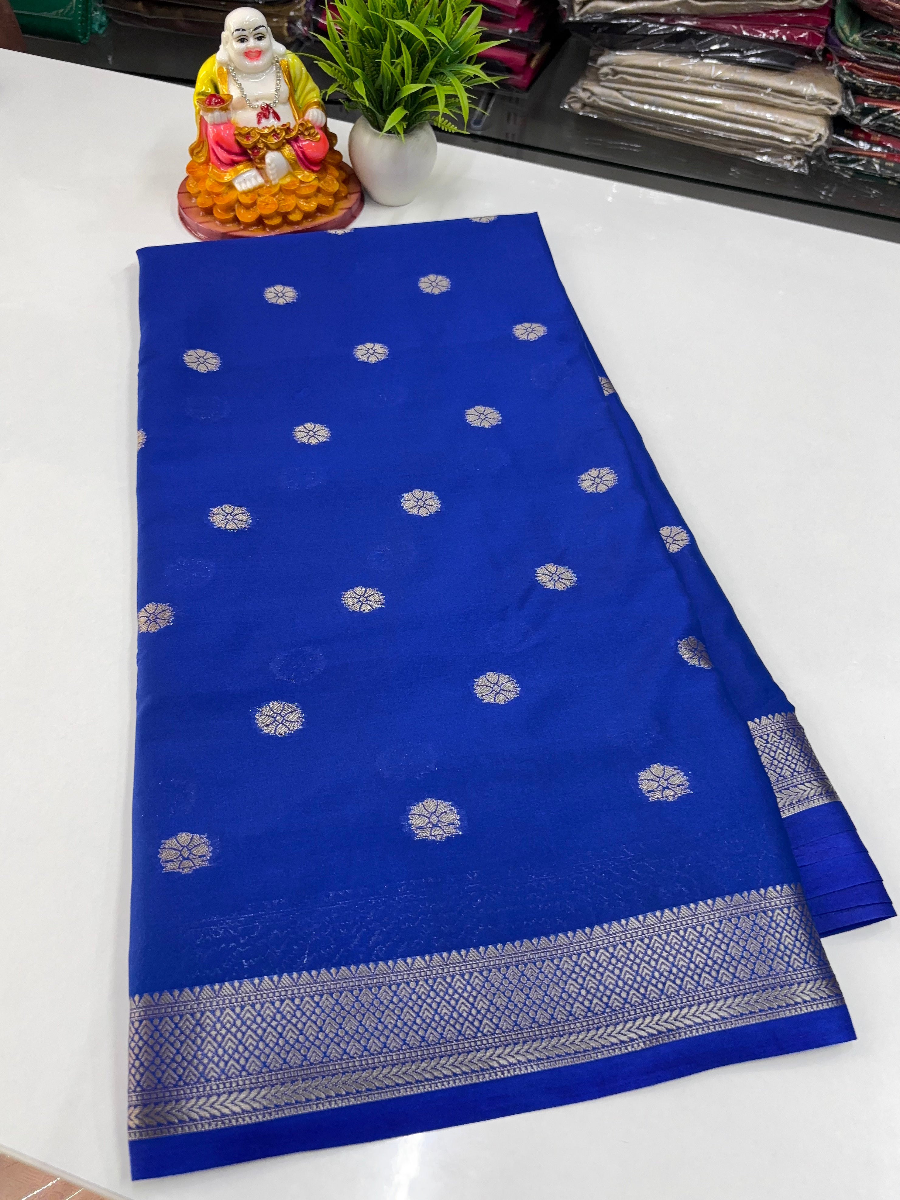 Mysore Crepe Silk Saree with Beautiful Flower Buttas – Padmavathi Silks & Sarees